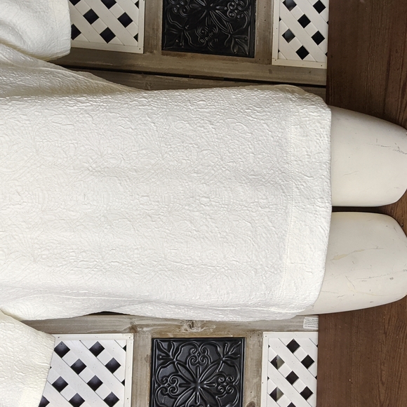 Women’s Loft Blouse - Picture 3 of 8